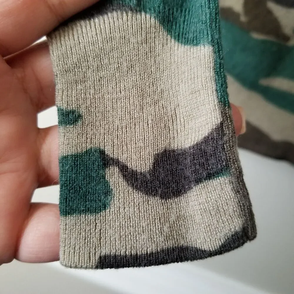 J Crew Women Green Camo Merino Wool Sweater XS Preppy Cozy Classic Casual